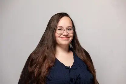 Aiya  Schmidt Photo